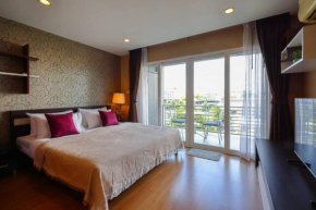 Luxury Living in heart of Nimman